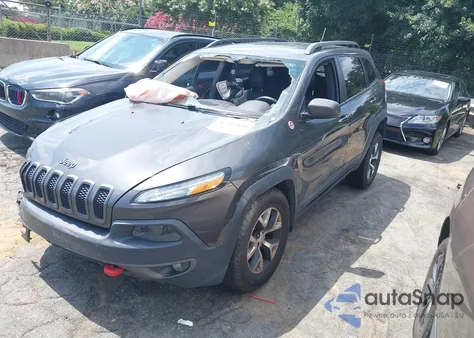 2015 Jeep Cherokee Trailhawk from USA, damaged, VIN 1C4PJMBS5FW687743
